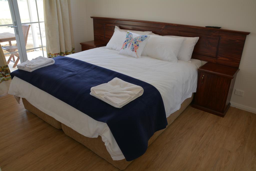 Mary'S Farm Cottages Kukerin Quarto foto