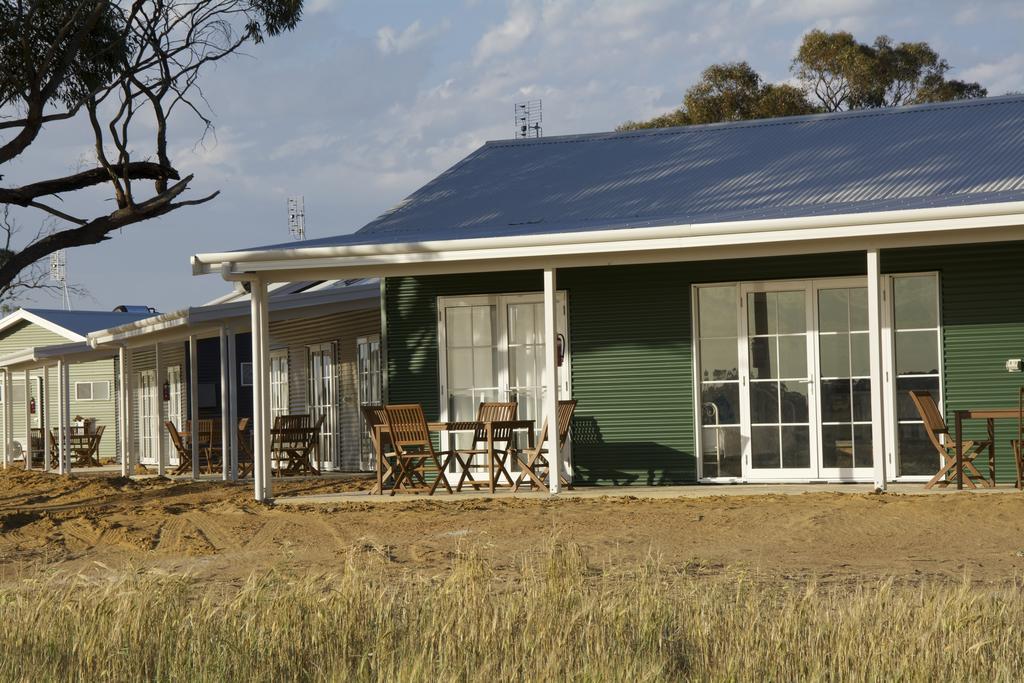 Mary'S Farm Cottages Kukerin Quarto foto